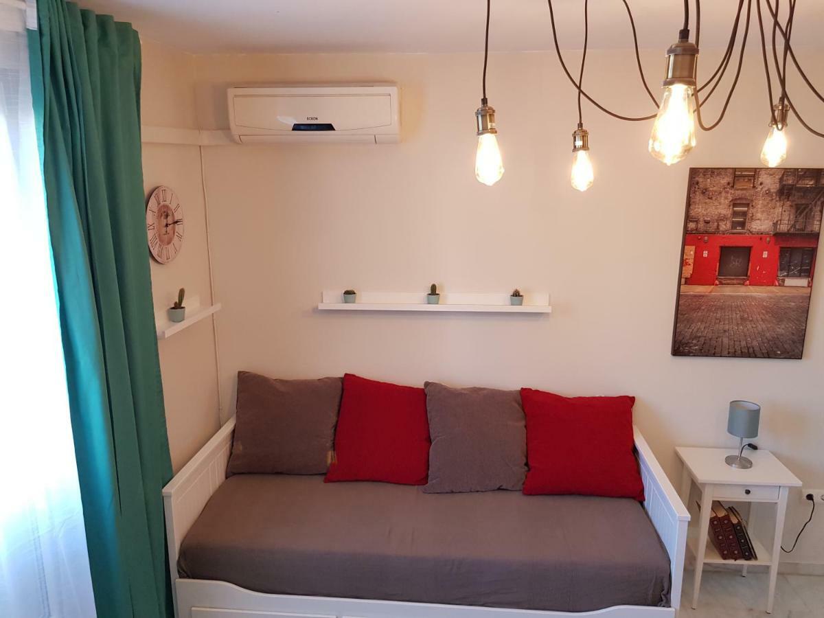 **** Genuar Apartments Malaga Center Esterno foto