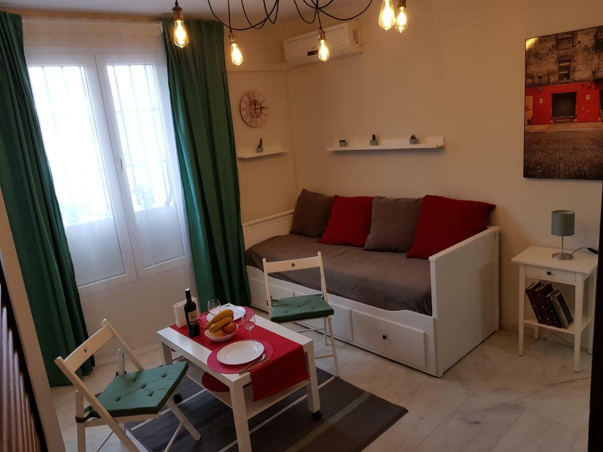 **** Genuar Apartments Malaga Center Esterno foto