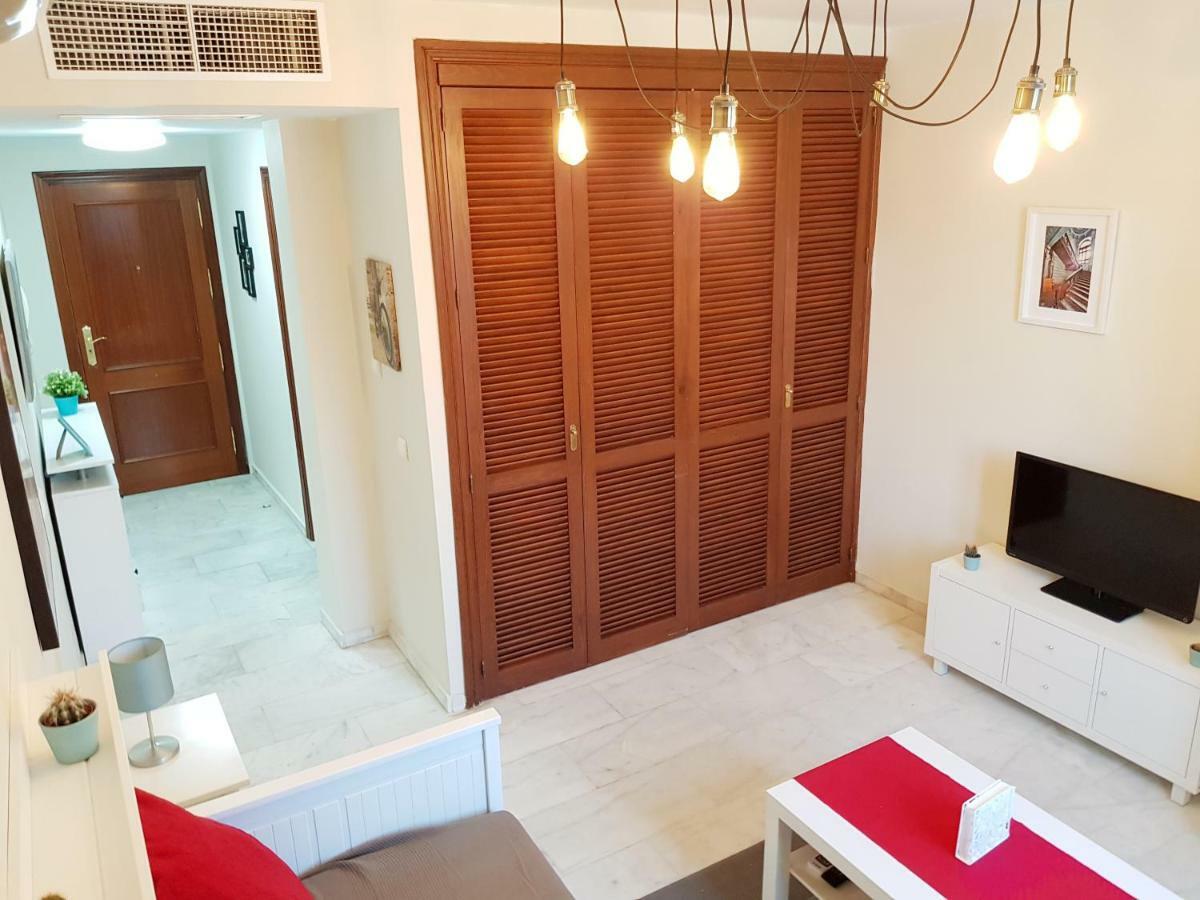**** Genuar Apartments Malaga Center Esterno foto