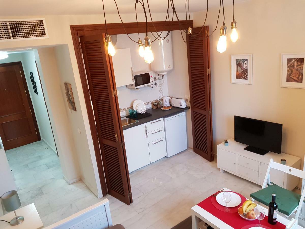 **** Genuar Apartments Malaga Center Esterno foto
