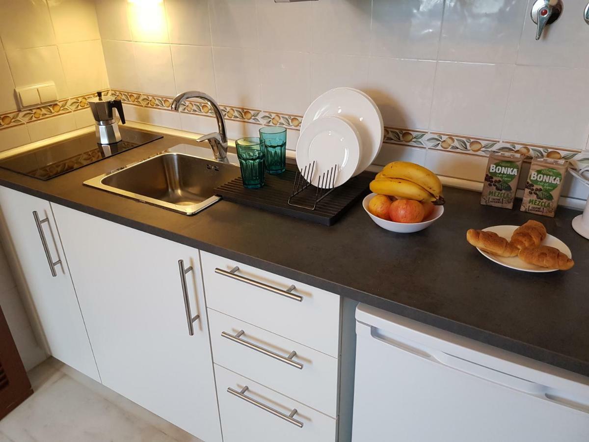 **** Genuar Apartments Malaga Center Esterno foto